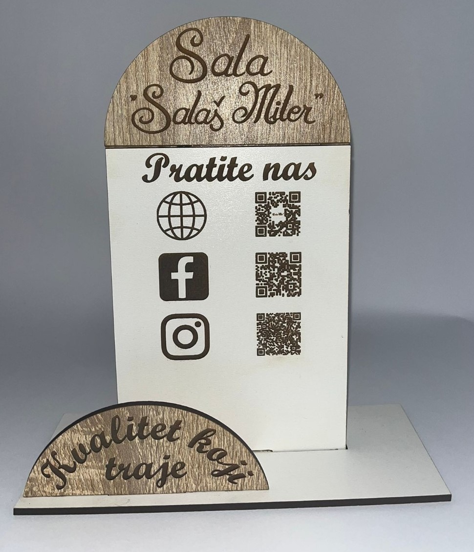 Stalak sa QR kodom za restoran